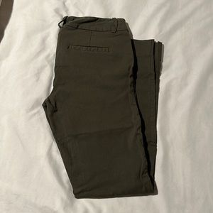 The limited Green ideal stretch skinny pants size 2
